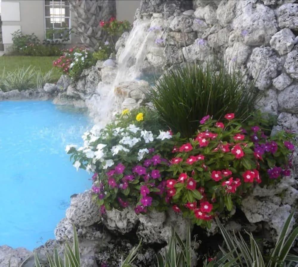 Venice Gardens 로드웨이 인 모텔 외부 사진